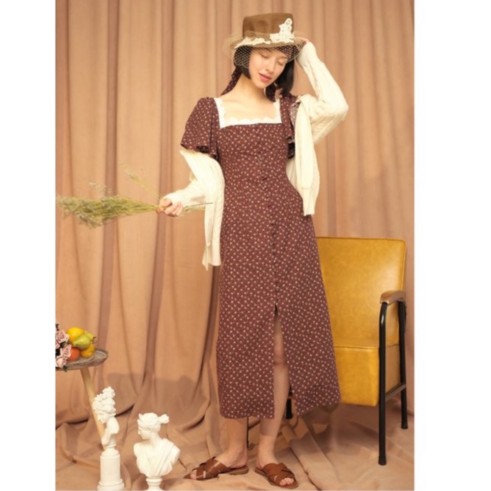 Quaint brown floral square neck dress